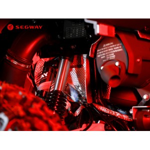 Segway Snarler AT10L-WP is het premium topmodel in de brede uitvoering T3b Grey/Red