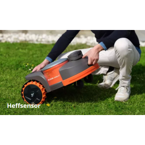 Segway Navimow H800EVF with VisionFence feature