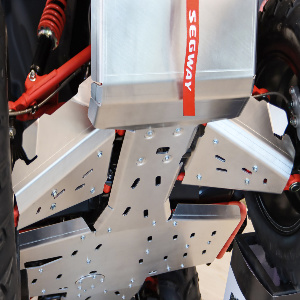 Segway Snarler Aluminium OEM Skid plates voor lang chassis, 2mm dik.