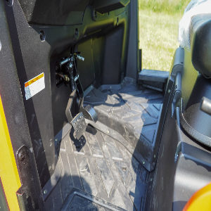 UTV diesel T1a Linhai 1100cc powerd by Kubota, Winch, Windshield, Side bumper, Central Mirror, Rubber mat, Felt pad, Elektric Du