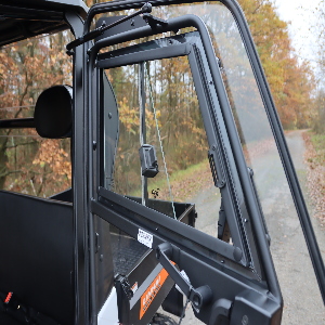 UTV diesel 1100 Full cab with acessories (wiper, washer, heating kit) fits original roof.