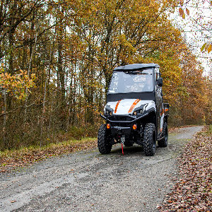 UTV diesel 1100 Full cab with acessories (wiper, washer, heating kit) fits original roof.