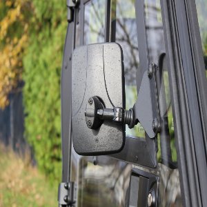 UTV diesel 1100 Full cab with acessories (wiper, washer, heating kit) fits original roof.